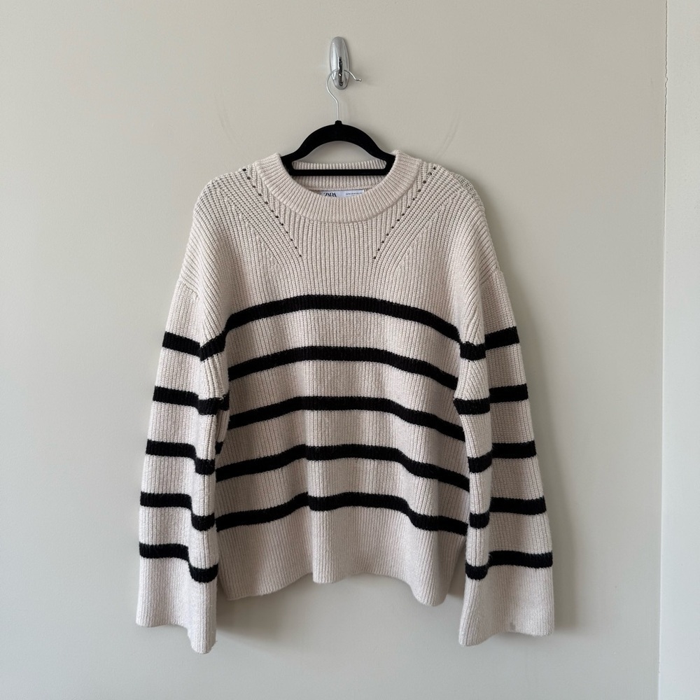 Zara - Blogger Fave “Striped Knit Oversized Pullover”(Size:Medium)